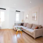 Center Modern App - The Nest Апартаменты *