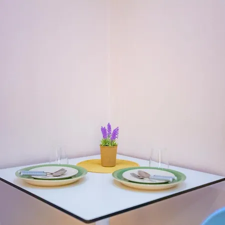 Center Modern App - The Nest Daire *
