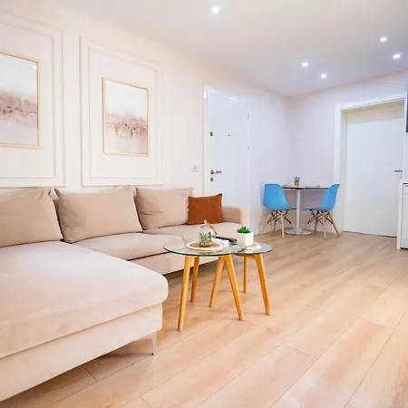 Center Modern App - The Nest Appartement